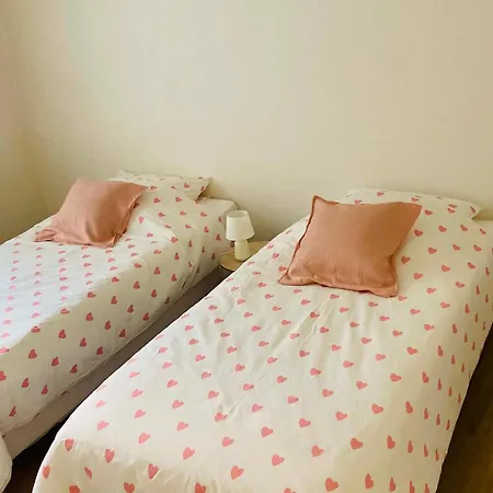 아파트 Spacieux 6 Couchages Et Parking Au Pied Du Beffroi